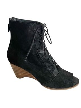Vanessa Bruno Suede Lace Up Ankle Boots 40